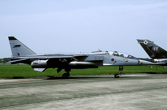 avion de chasse jaguar