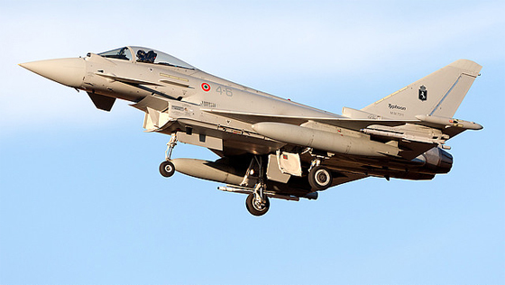 avion de chasse eurofighter typhoon