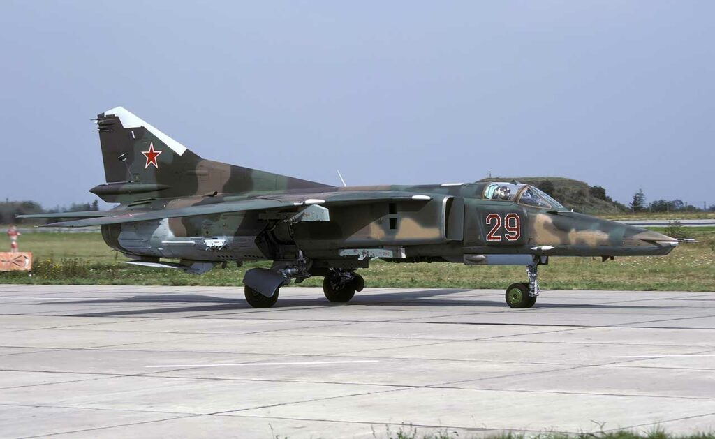 Mikoyan MiG-27 (Flogger)
