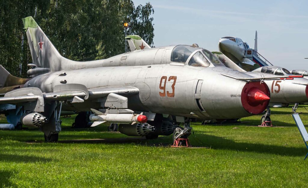 Sukhoi Su-17