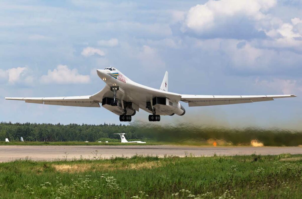 Tupolev Tu-160 Blackjack (1987) 