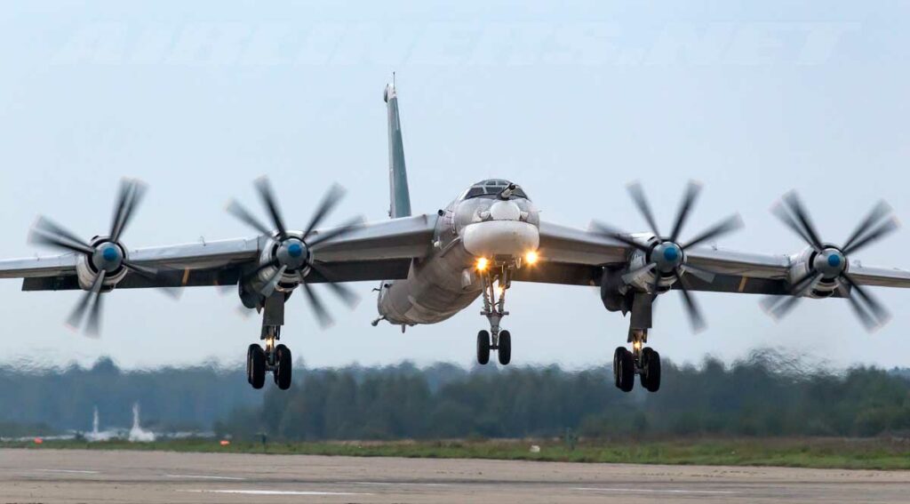 Tupolev Tu-95 Bear (1960)