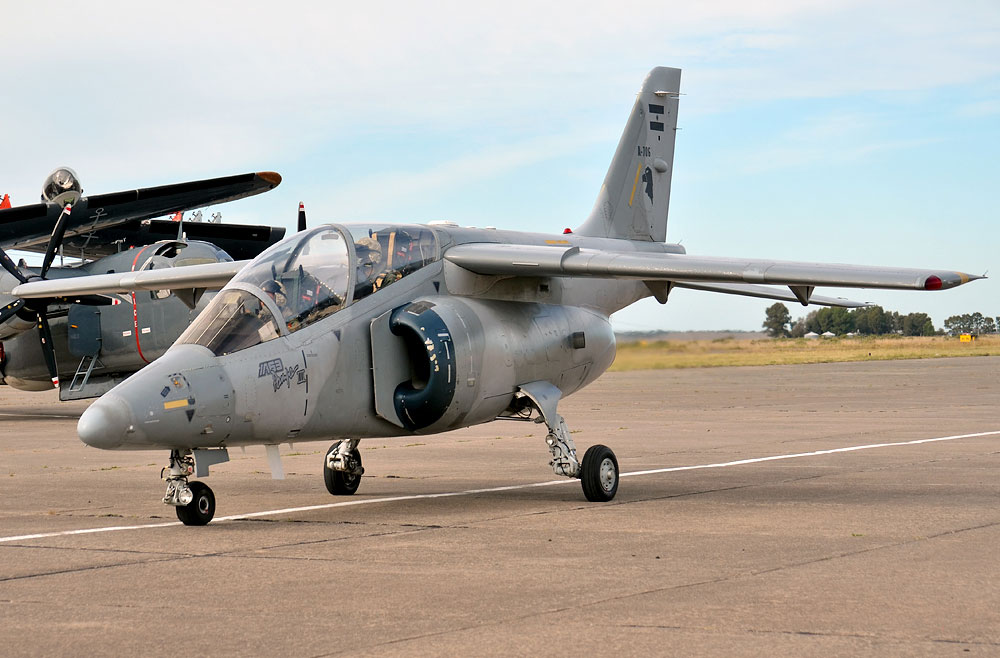 FMA IA-63 Pampa (Prairie)