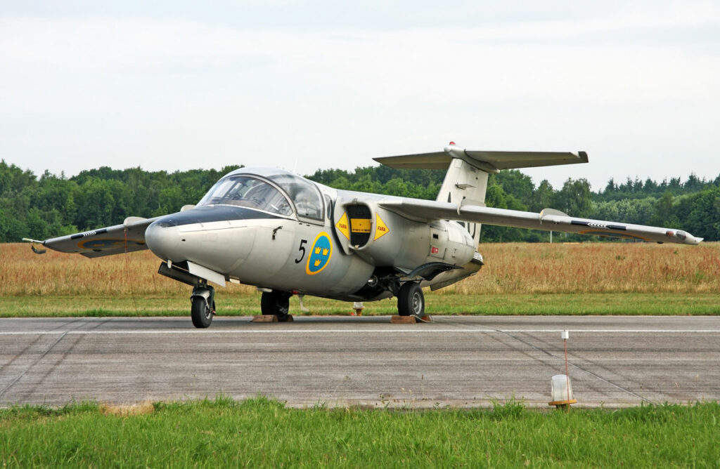 Saab 105