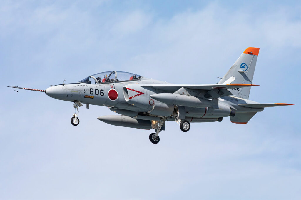 Kawasaki T-4