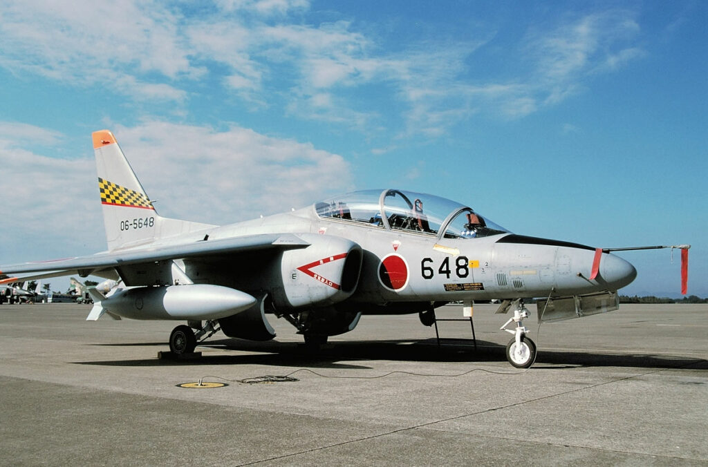 Kawasaki T-4