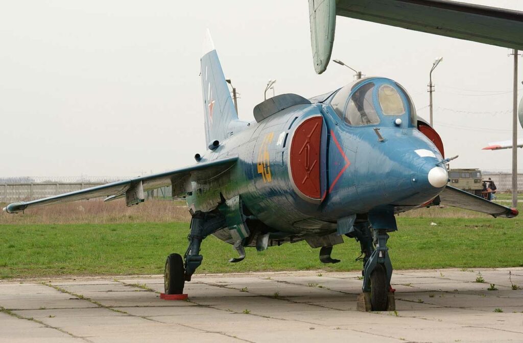 Yakovlev Yak-38 (Forger)