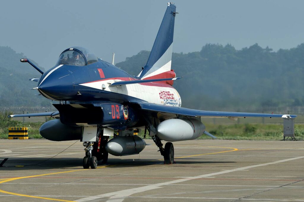 Chengdu (AVIC) J-10 (Vigorous Dragon)