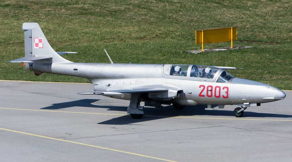 PZL TS-11 Iskra