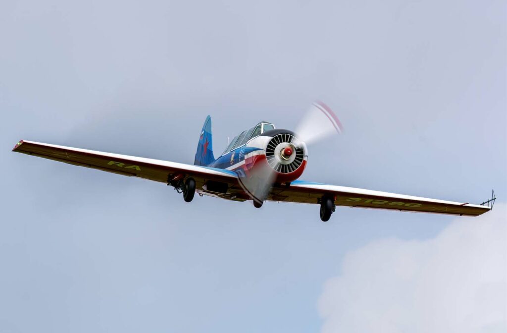 Yakovlev Yak-52