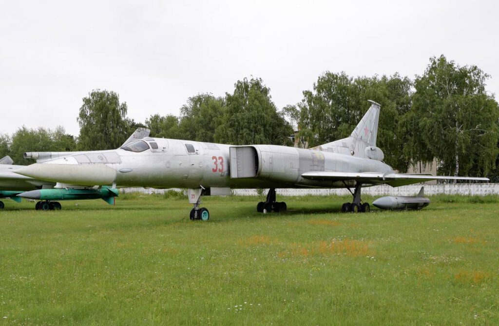 Tupolev Tu-22 (Blinder)