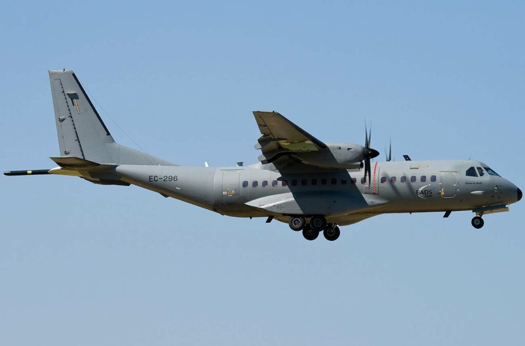 EADS CASA C-295