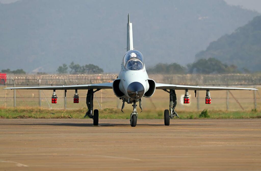 Guizhou (AVIC) JL-9