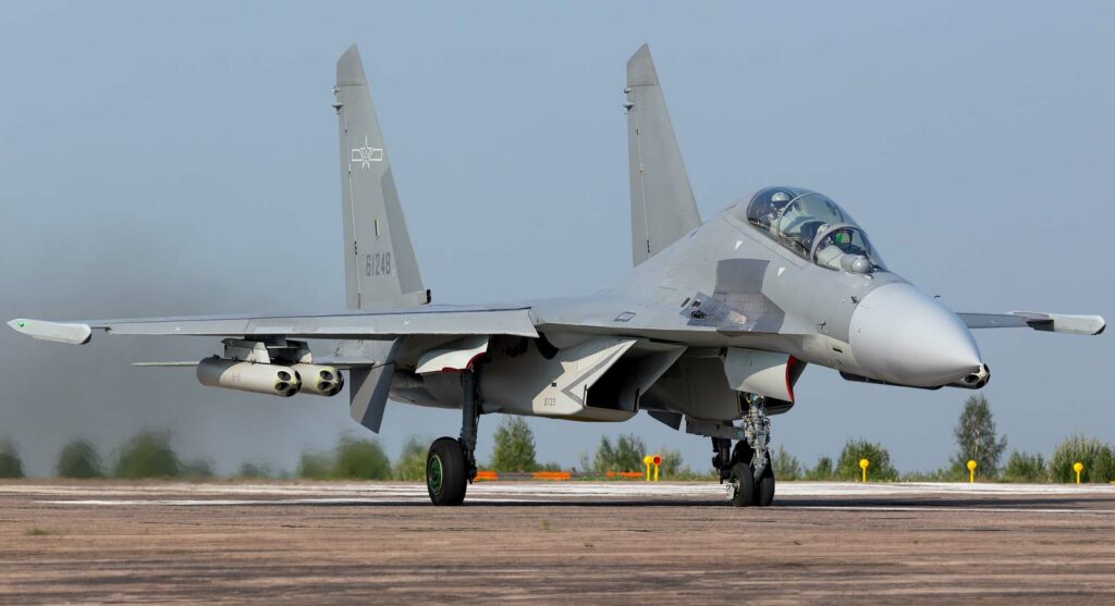 Shenyang (AVIC) J-16 (Red Eagle)