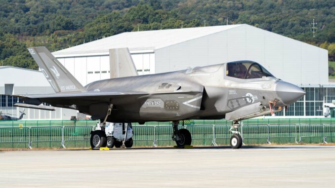 avion de chasse F-35