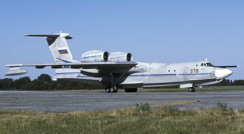 Beriev A-40