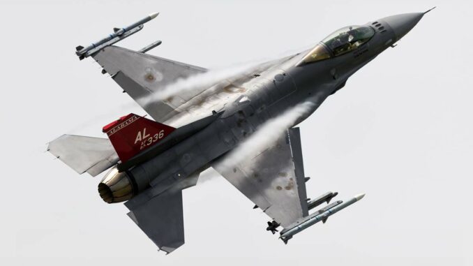 F-16 avion de chasse