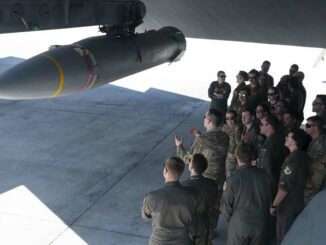 Formation sur l'arme hypersonique ARRW à Guam : Implications stratégiques