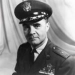 Paul Tibbets - Pilote de l'Enola Gay et la Bombe Atomique sur Hiroshima