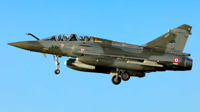 Mirage-2000-vs-F616-Fighting-Falcon