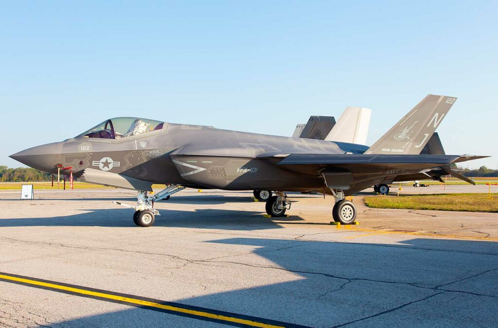 Un successeur bimoteur pour le F-35 : ce que cache l’annonce du F-55