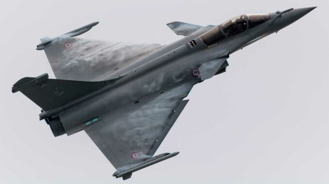 inferiorite-aerienne Engagements aériens en infériorité numérique : choix tactiques