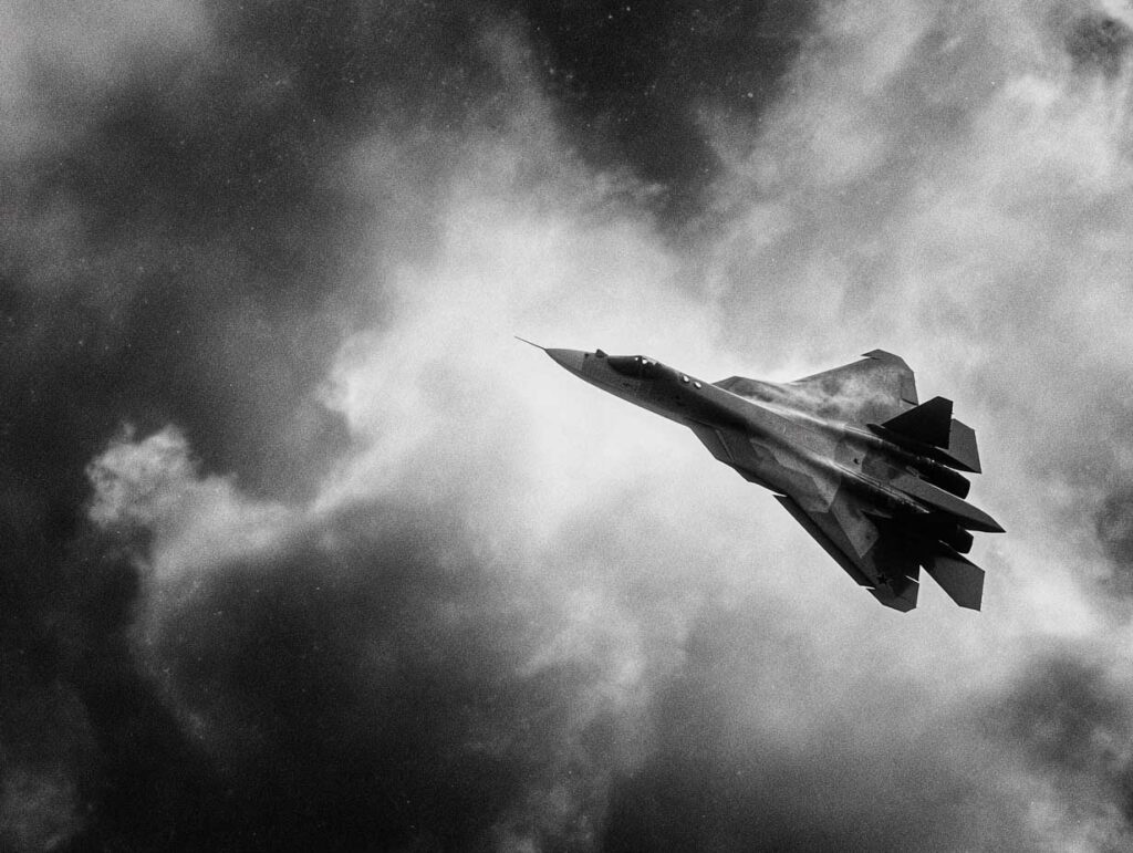 SU-57 : 10 faits insolites sur l’avion de chasse russe furtif