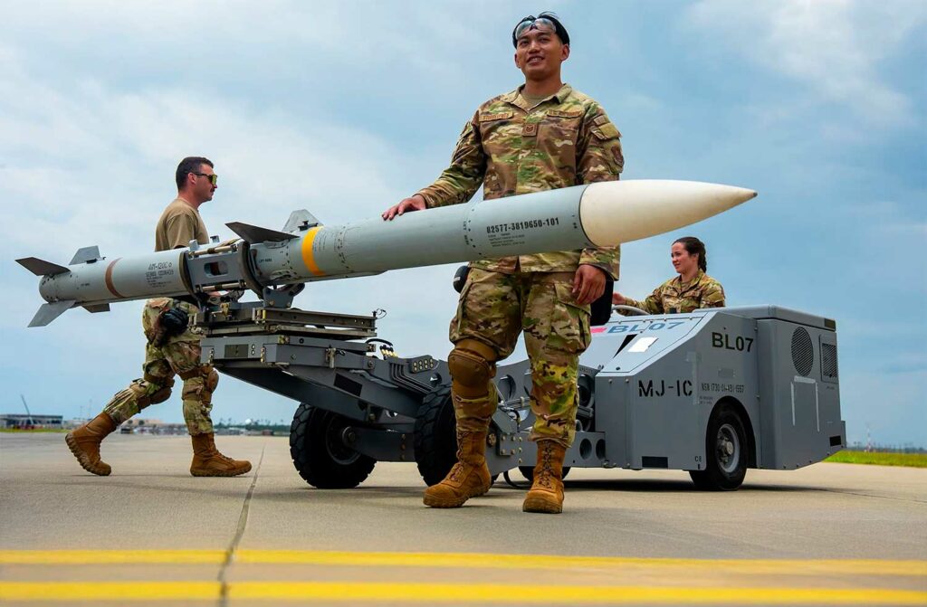 AIM120 missile