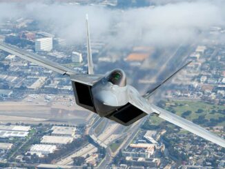 La furtivité du F‑22 Raptor : RCS minime, technologie de pointe