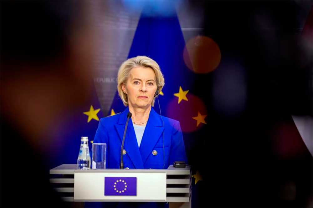 Brouillage GPS : l’avion d’Ursula von der Leyen perturbé en vol