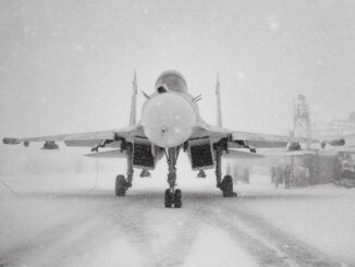 Les impacts des conditions météorologiques extrêmes sur les opérations des avions de chasse