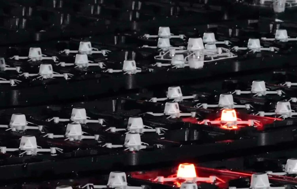 La Chine présente un conteneur-essaim de drones au potentiel militaire inquiétant