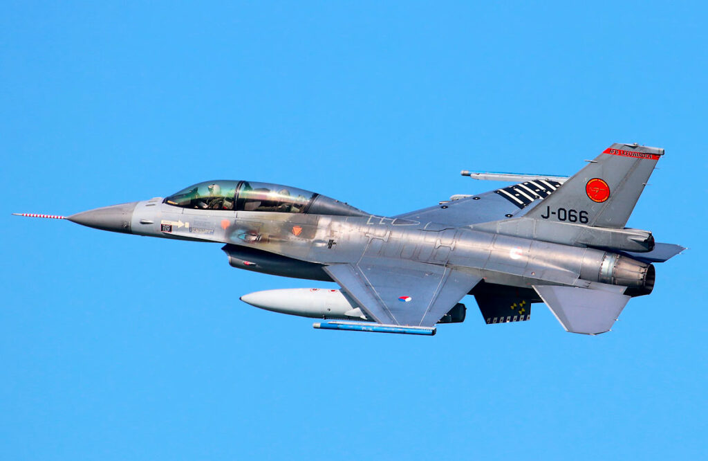 F-16 Viper Roumanie