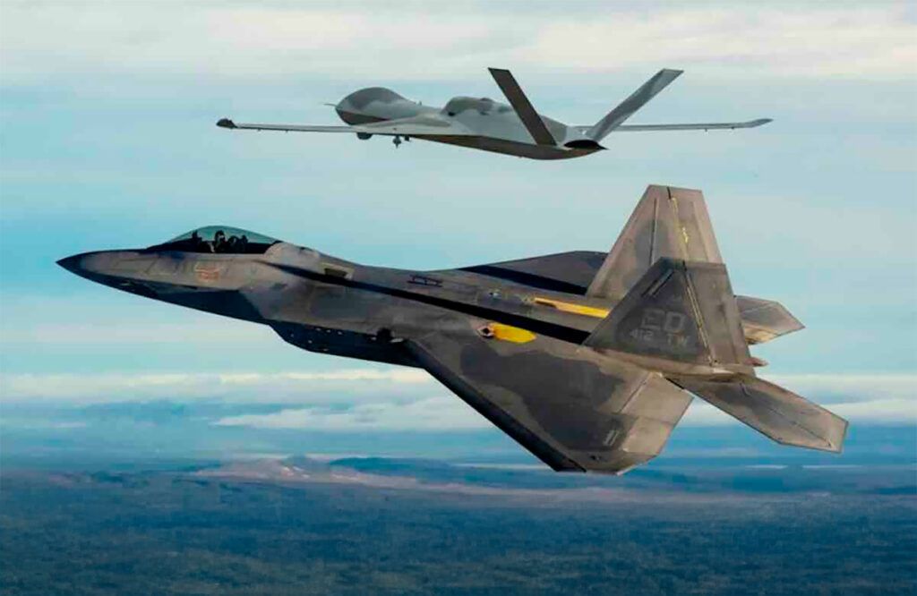 F-22 Raptor drone MQ-20