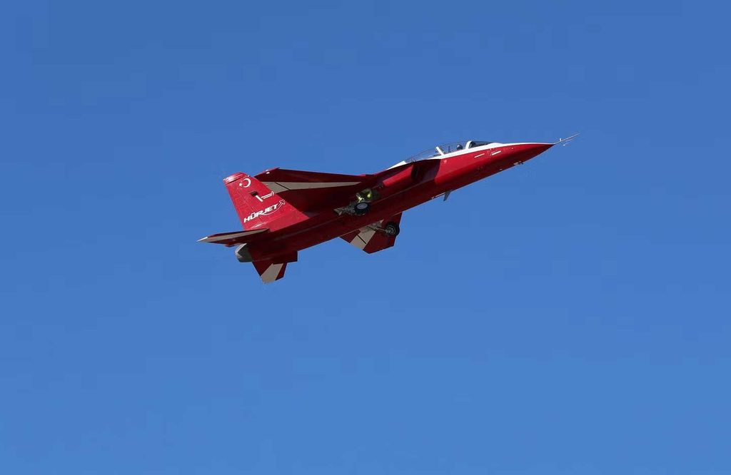 Hürjet avion de chasse